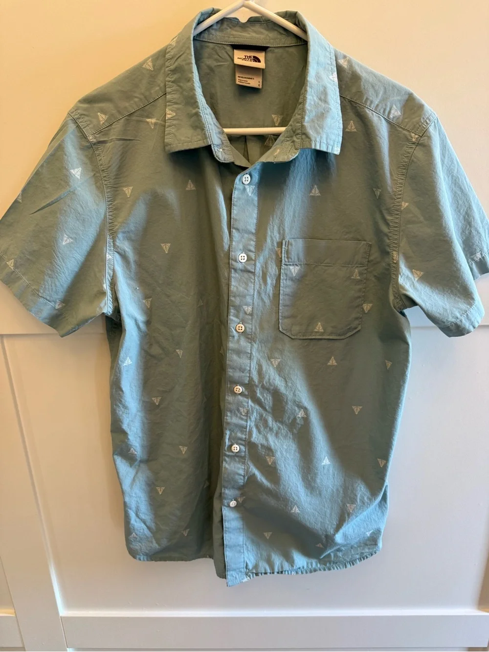 The North Face Men’s L Blue Print Button Up Shirt Short Sleeve Outdoor Sports